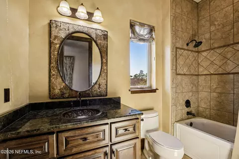 Bath - 3533 Crest St, Saint Augustine, FL 32092 photo 8 of 10