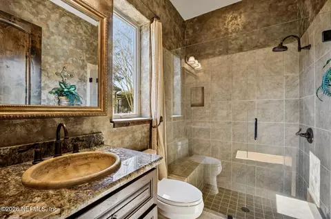 Bath - 3533 Crest St, Saint Augustine, FL 32092 photo 5 of 10