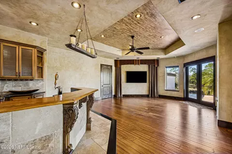 Living - 3533 Crest St, Saint Augustine, FL 32092 photo 2 of 3