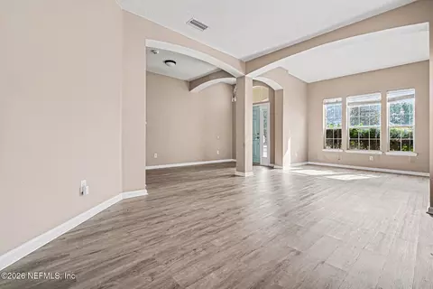 Living - 96039 Morton Ln, Yulee, FL 32097 photo 2 of 5