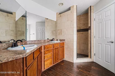 Bath - 96039 Morton Ln, Yulee, FL 32097 photo 1 of 3