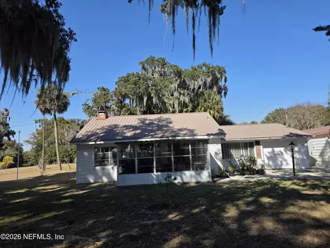 624 Palmetto Ave, Crescent City, FL 32112