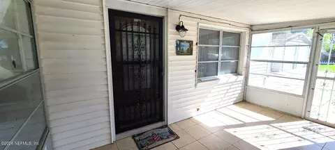 624 Palmetto Ave, Crescent City, FL 32112