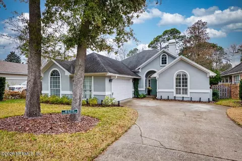 8258 Shade Tree Ct, Jacksonville, FL 32256