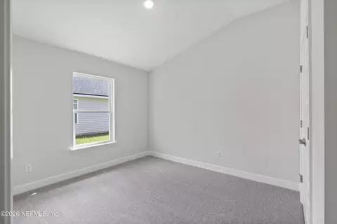 8393 Helmsley Blvd, Jacksonville, FL 32219