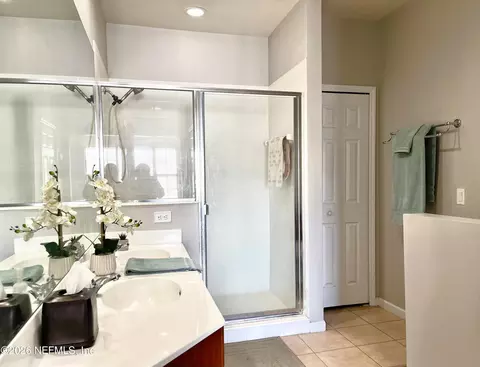 Bath - 435 La Travesia Flora #204, Saint Augustine, FL 32095 photo 1 of 3