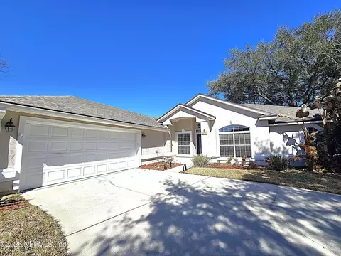 12171 Basalt Dr N, Jacksonville, FL 32246