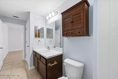 Bath - 1112 Golden Lake Loop, Saint Augustine, FL 32084 photo 2 of 3