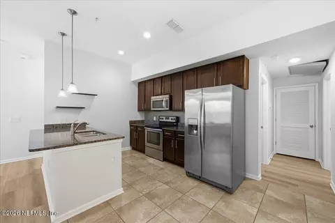 Kitchen - 1112 Golden Lake Loop, Saint Augustine, FL 32084 photo 1 of 4