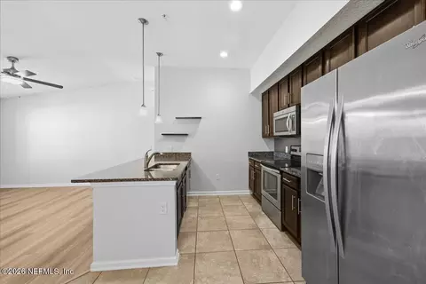 Kitchen - 1112 Golden Lake Loop, Saint Augustine, FL 32084 photo 2 of 4