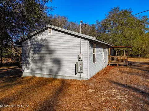Exterior - 141 Paris St, Interlachen, FL 32148 photo 3 of 11