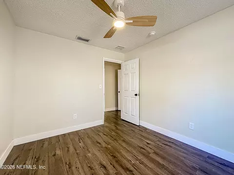 Bedroom - 141 Paris St, Interlachen, FL 32148 photo 4 of 4