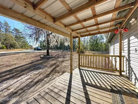 Exterior - 141 Paris St, Interlachen, FL 32148 photo 4 of 11