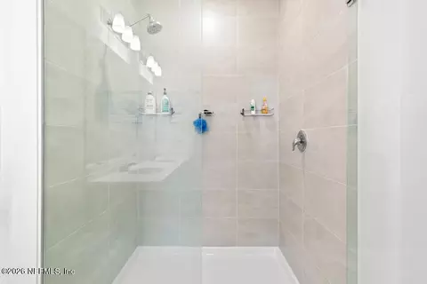Bath - 217 Silver Myrtle Ct, Saint Augustine, FL 32092 photo 4 of 10