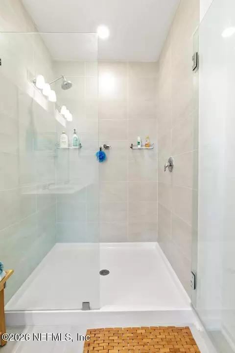 Bath - 217 Silver Myrtle Ct, Saint Augustine, FL 32092 photo 5 of 10