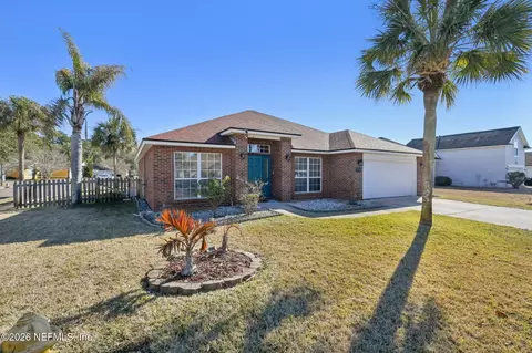 2447 Coachman Lakes Dr, Jacksonville, FL 32246