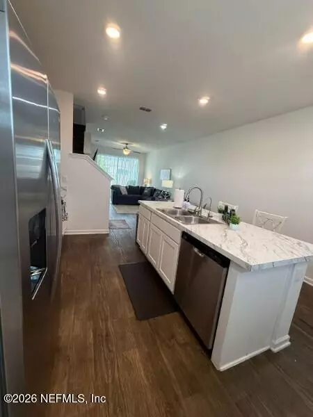 Kitchen - 98 Vidalia Ridge Rd, Saint Augustine, FL 32084 photo 2 of 3