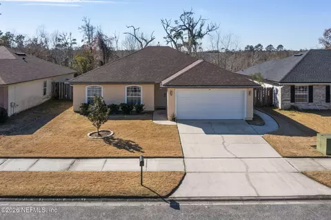 6780 Gentle Oaks Dr, Jacksonville, FL 32244