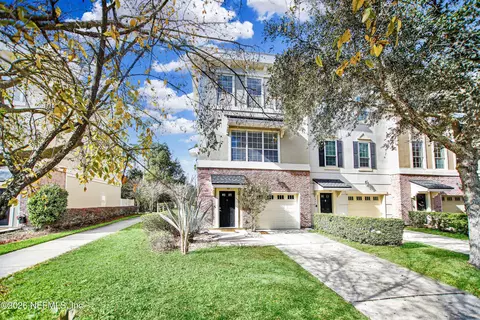 4442 Rock Creek Cir, Jacksonville, FL 32246