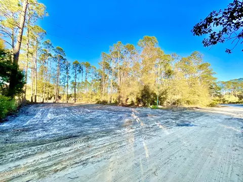 104 Howard Dr, Interlachen, FL 32148 photo 2