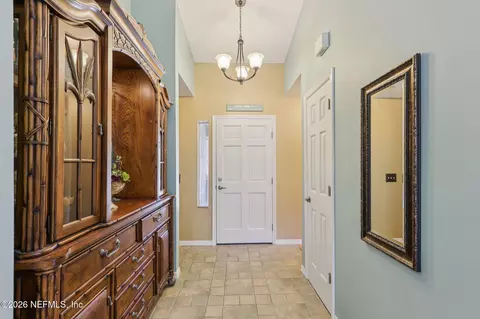 Entry Way - 303 Fourteenth St, Saint Augustine, FL 32084 photo 2 of 3