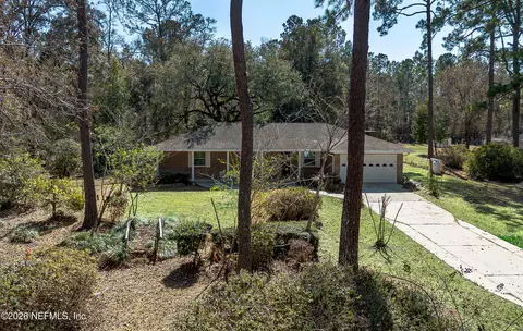 5239 Peggy Ln, Middleburg, FL 32068