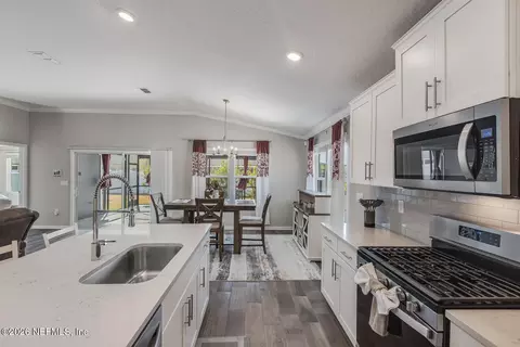 Kitchen - 24 Spotted Owl Ln, Saint Augustine, FL 32095 photo 2 of 2