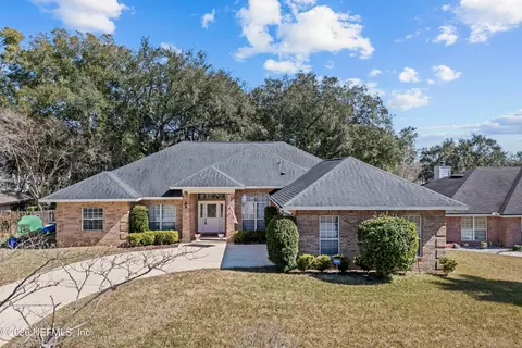 2141 Broad Water Dr, Jacksonville, FL 32225