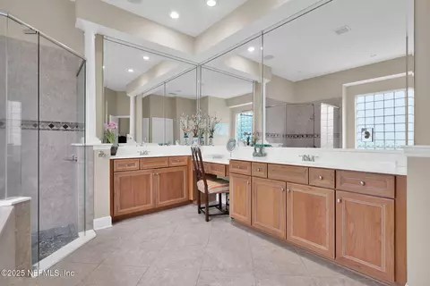 Bath - 159 La Mesa Dr, Saint Augustine, FL 32095 photo 3 of 4