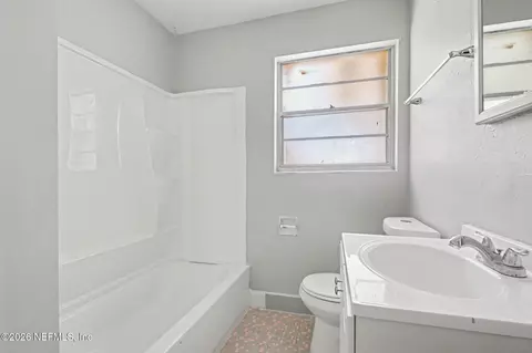Bath - 4852 Hatteras Rd, Jacksonville, FL 32208 photo 2 of 2