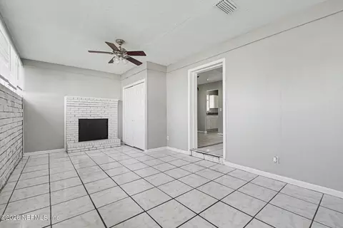 Living - 4852 Hatteras Rd, Jacksonville, FL 32208 photo 3 of 4