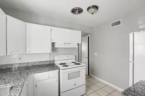 Kitchen - 4852 Hatteras Rd, Jacksonville, FL 32208 photo 1 of 2