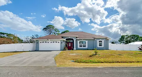 868 Huntington St NE, Palm Bay, FL 32907