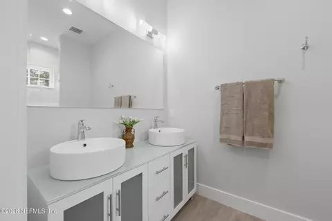 Bath - 5713 Crosswinds Cir, Saint Augustine, FL 32092 photo 7 of 9