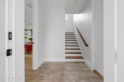 Entry Way - 5713 Crosswinds Cir, Saint Augustine, FL 32092 photo 10 of 16