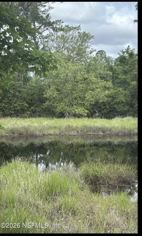 217 Hanselman Ave, Crescent City, FL 32112