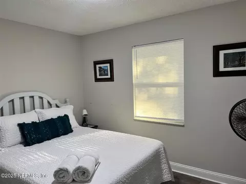 Bedroom - 460 Lobelia Rd, Saint Augustine, FL 32086 photo 6 of 8