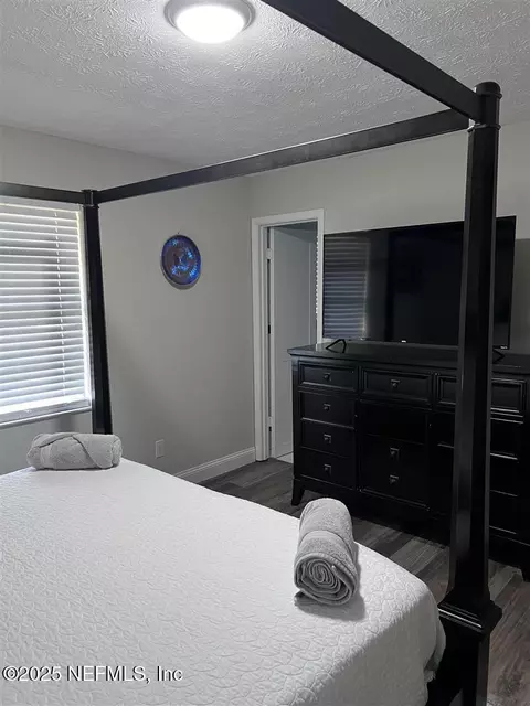 Bedroom - 460 Lobelia Rd, Saint Augustine, FL 32086 photo 3 of 8