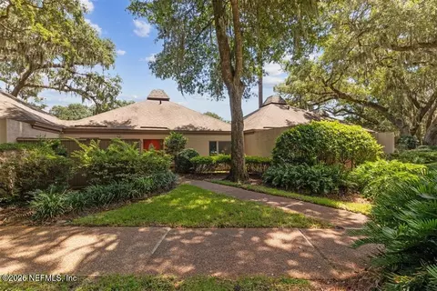 3328 Sea Marsh Rd, Fernandina Beach, FL 32034