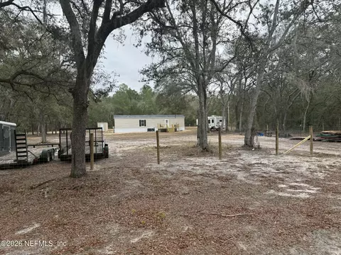 1013 Usina Ave, Florahome, FL 32140