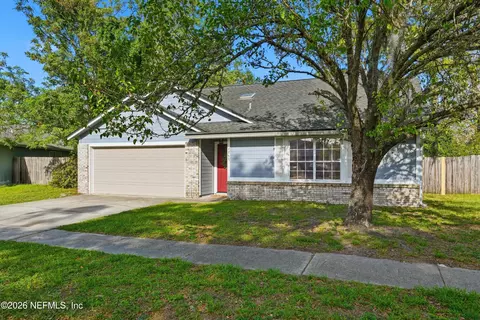 7737 Mistwood Cir E, Jacksonville, FL 32244