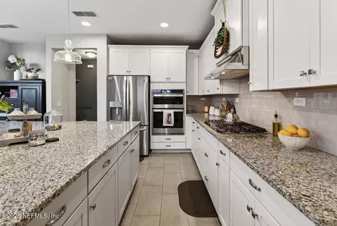 Kitchen - 312 Silver Sage Ln, Saint Augustine, FL 32095 photo 6 of 8