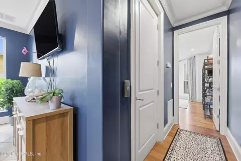 Entry Way - 7149 Middleton Ave, Saint Augustine, FL 32080 photo 4 of 13