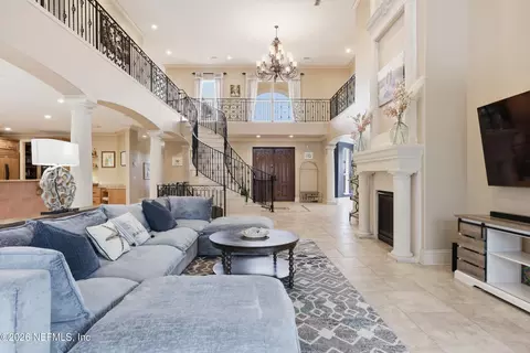 Living - 7149 Middleton Ave, Saint Augustine, FL 32080 photo 6 of 7