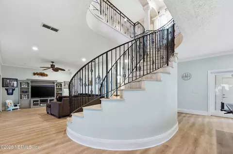 Entry Way - 7149 Middleton Ave, Saint Augustine, FL 32080 photo 11 of 13