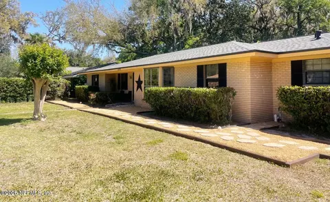 4355 Fulton Rd N, Jacksonville, FL 32225
