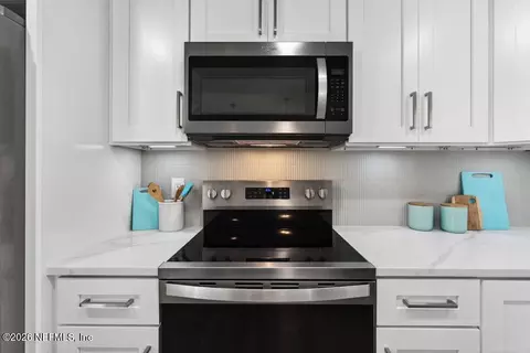 Kitchen - 504 Twenty-third St, Saint Augustine, FL 32084 photo 4 of 9
