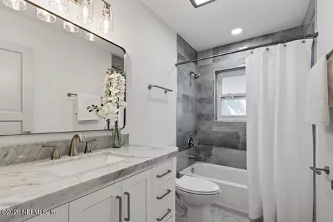 Bath - 504 Twenty-third St, Saint Augustine, FL 32084 photo 1 of 12