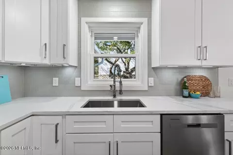 Kitchen - 504 Twenty-third St, Saint Augustine, FL 32084 photo 3 of 9