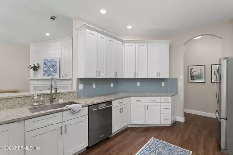 10578 Castlebar Glen Dr S, Jacksonville, FL 32256